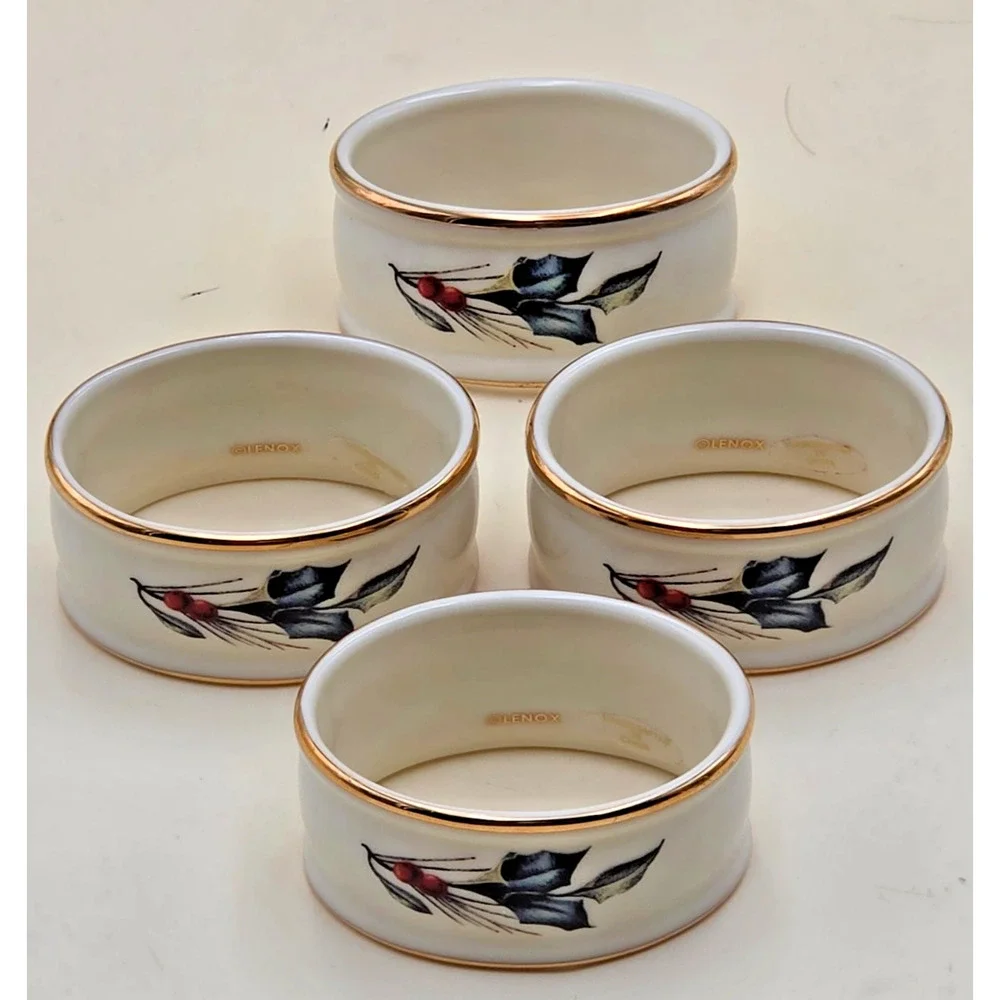 Lenox Winter Greetings Napkin Ring Set of 4 Ivory Porcelain Holly Berry Gold Rim